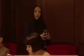 #焦点效应，表示会过于在意别人的眼光会高估周围人对自己的关注度视频封面