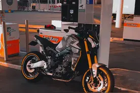 mt09🆚z900你会怎么选？ #雅马哈mt09 #川崎z900 视频封面