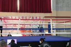上海市青少年拳击冠军赛，我俱乐部队员参赛视频封面