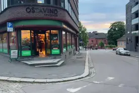 挪威时间晚上10点，但依旧是白天，不习惯白天睡大觉啊