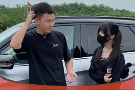 到最后才知道我是个工具人。@ARCFOX极狐 #极狐行动 #极狐阿尔法t #新能源车该有的样子 @蔡萝莉🍒#星巢计划 #星巢玩车人 #汽车人共创计划 @抖音汽车 视频封面