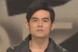 #周杰伦 网友提问周杰伦:你的偶像时代已经过去，你承认吗？周董的回答令全场人动容！@抖音大明星视频封面