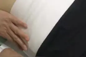 剖宫产收腹带缠法(4)视频封面