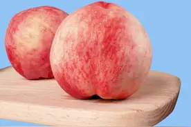 粉丝投稿的桃子来了，减脂期可以吃桃子吗？#健康减脂 #吃瘦不饿瘦 #减肥小知识 #路过的知识   视频封面