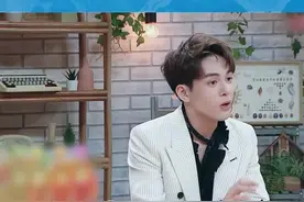 #曾舜晞拿捏了暗恋行为 宁愿错过也不想表白被喜欢的人减分，曾舜晞生动演绎了暗恋文学#相遇的夏天素人含金量好高 #相遇的夏天视频封面