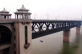 揭秘“中国新冠疫苗”诞生背后全过程 #新冠型病毒视频封面