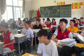 前天送完九年级中考，今天又送八年级学生地生中考，至此
