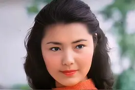#姜黎黎 ，1954年12月18日出生于辽宁沈阳，影视演员。#娱乐圈 #明星 #怀旧 #珍贵留影 #持续更新 视频封面