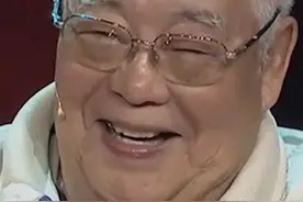 这位老艺术家一辈子没有接拍广告，在他心里角色形象比钱财更重要 #老艺术家的自我修养视频封面