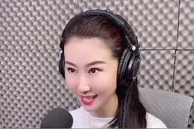 这个导播一定对我有点偏见…我看出来了😑#李莉1039 #主持人 #突发情况视频封面