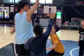 一个打五个！今天我就是青年队球霸！#野球帝courtman视频封面