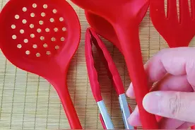 硅胶铲安全吗？该如何挑选？今天我来告诉你#厨房好物 #硅胶铲视频封面