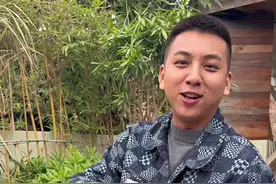 第一次体验烤全鳄，真的是“肉中黄金”外酥里嫩！#日常vlog #鳄鱼 #简简单单又得一餐