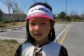 狂风骤雨可以掀翻小池塘 但不能掀翻大海 经历了无数次狂风骤雨