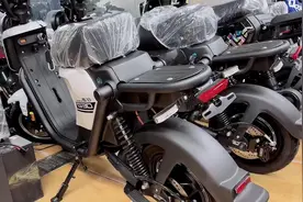 别被坑，记得查序列号哦#小牛 #新国标电动车 #外卖小哥 #外卖视频封面