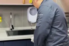 厨房三通75口径下水管能不能用，这个视频教你怎么安装视频封面