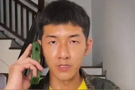 不能说是一模一样，只是李荣浩、梅尼耶和马来堂哥，谁的眼睛更大一点？#全网寻找梅尼耶视频封面