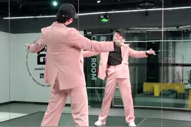 如此丝滑的#nanana律动变装舞 你们学会了吗？ 快试一下 收藏学起来吧🔥加油💪