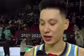 时隔502天，林书豪再战CBA！赛后，他用流利中文说：我很累很感动视频封面