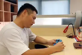突然被网恋女友拉黑！究竟什么原因？有一种深爱叫拉黑视频封面