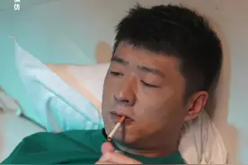 【上头电子烟？是毒 不是烟】上头电子烟是在烟油、烟弹中加入了合成大麻素类毒品，伪装成电子烟，吸食后会有很强的致幻效果和成瘾性，所有生产、运输、吸食、买卖“上头电子烟”的行为，都将受到法律的严惩。6.26日14:00，小央带你拆穿毒品伪装，守护健康青春。@平安北京朝阳 视频封面
