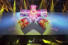 一杯酒两角银
三不五时来凑阵
若要讲博感情
我是世界第一等
2…视频封面