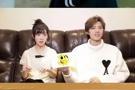 拍戏最萌身高差的好处你知道吗！方便😂#邓超元宋伊人单手抱 #邓超元 #宋伊人 @DOU+小助手 @抖音短视频视频封面