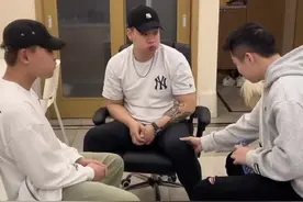 #搞笑#忍痛挑战#最佳损友 我不是故意的我是有意的@小帅🥴 @狄远视频封面