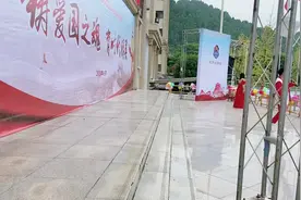 #学校生活 #教师演唱会  最美背影杀 哈哈哈视频封面