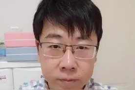 左右胳膊血压为什么不一样？那测血压应该怎么办？(仅供参考)#医学科普 #健康生活 #健康科普 