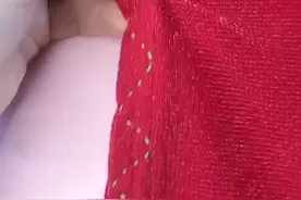 衣服下摆太宽，一拉就搞定👌##精致针线 #抖音助手 #战胜疫情dou行动 #感谢抖音感谢抖音平台 @-神秘人