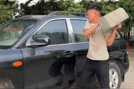这种无钥匙开门的方法 大家看看就行了，细节就不方便展示了#钥匙锁在车里怎么办 视频封面