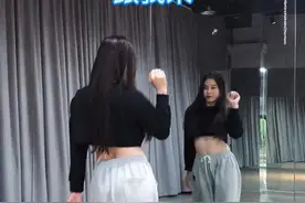 你们要的魔性胯慢动作分解教程来啦，快收藏起来练习叭#魔性扭胯舞 #磕儿 #零基础学舞蹈视频封面