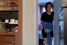 当你突然想起要接男朋友下班……结尾有惊喜哦～#爱机车爱生活 #女骑 #电动车视频封面