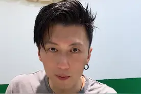 #谢霆锋探店 火鍋加碗糯米粉，巴適得板，謝謝送阿敖的筷子😂视频封面