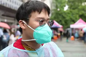 关闭订单每天花15分钟等瘫痪女子吃饭，这位外卖小哥坚持了1000天！如今，他再一次关闭了订单，投身到了抗疫一线…（供稿：临平融媒体）#浙江dou知道 #之江美丽心灵视频封面