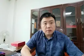 玻璃手机壳的特点1、防指纹，2、防刮，3、韧性好，4、抗摔视频封面