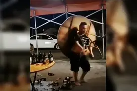 "这是几个菜呀！喝成这样！😂😂😂世上最全酒后大全！视频封面