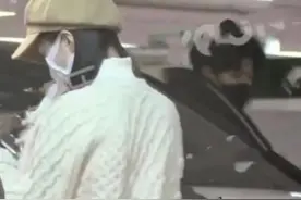 #任嘉伦 与老婆罕见同框，有不知道任嘉伦已婚的吗？#明星视频封面