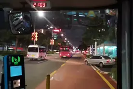 #公交车  #我要上热门 #珠海公交 #银隆新能源公交车 #希望能火视频封面