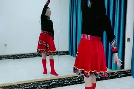 热门广场舞《红枣树》0.7倍数慢动作口令分解教程来啦，一步一步教，喜欢的家人收藏备用#热门广场舞 #经典热门广场舞 #流行广场舞 #流行广场舞完整版 #红枣树 #红枣树舞蹈 #红枣树广场舞 #红枣树广场舞完整版背面展示 #红枣树广场舞形体舞背面展示 #红枣树广场舞慢动作口令背面教学 #红枣树广场舞背面完整版 #广场舞红枣树 #广场舞红枣树完整版 #广场舞红枣树背面演示完整版 @抖音短视频