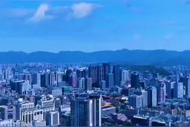 #福建 未来15年将是大发展时期，一纵一横两条路代表了福建充满想象力的未来！#城市 #经济 #福州视频封面