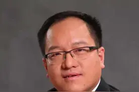 洗牙对牙齿有伤害吗#健康科普3000问 @小荷健康 @小荷医典 视频封面