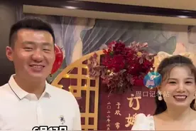 6月17日，山东辱母案当事人于欢录视频宣布订婚，表达对网友的感谢，网友纷纷送上祝福，曾因刺死辱母者被判5年。【来源@于欢】