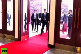 普京中国行，参观哈尔滨工业大学 红地毯门口到室内仪#式感满满视频封面