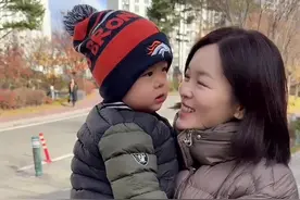 韩国大嫂每次见我们都哭诉，哎其实家家有本难念的经，女人真的只有自己坚强，幸福不依附别人自然就幸福了，可是孩子又很小，看她又觉得心疼#日常vlog #海外生活 #跨国婚姻 #中韩夫妇视频封面