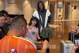 贝兹利正式离队 #广东宏远 #cba #贝兹利 感谢贝兹利，祝福一切顺利🩷视频封面