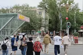 原克拉玛依明园医院現自治区第八医院，服务态度好设备齐全视频封面