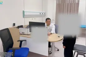 白色的东西是什么？ #医生日常 #诊室日常