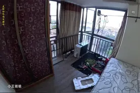 13楼帮美的的师傅安装一台奥克斯空调#第一视角感受工人高空作业